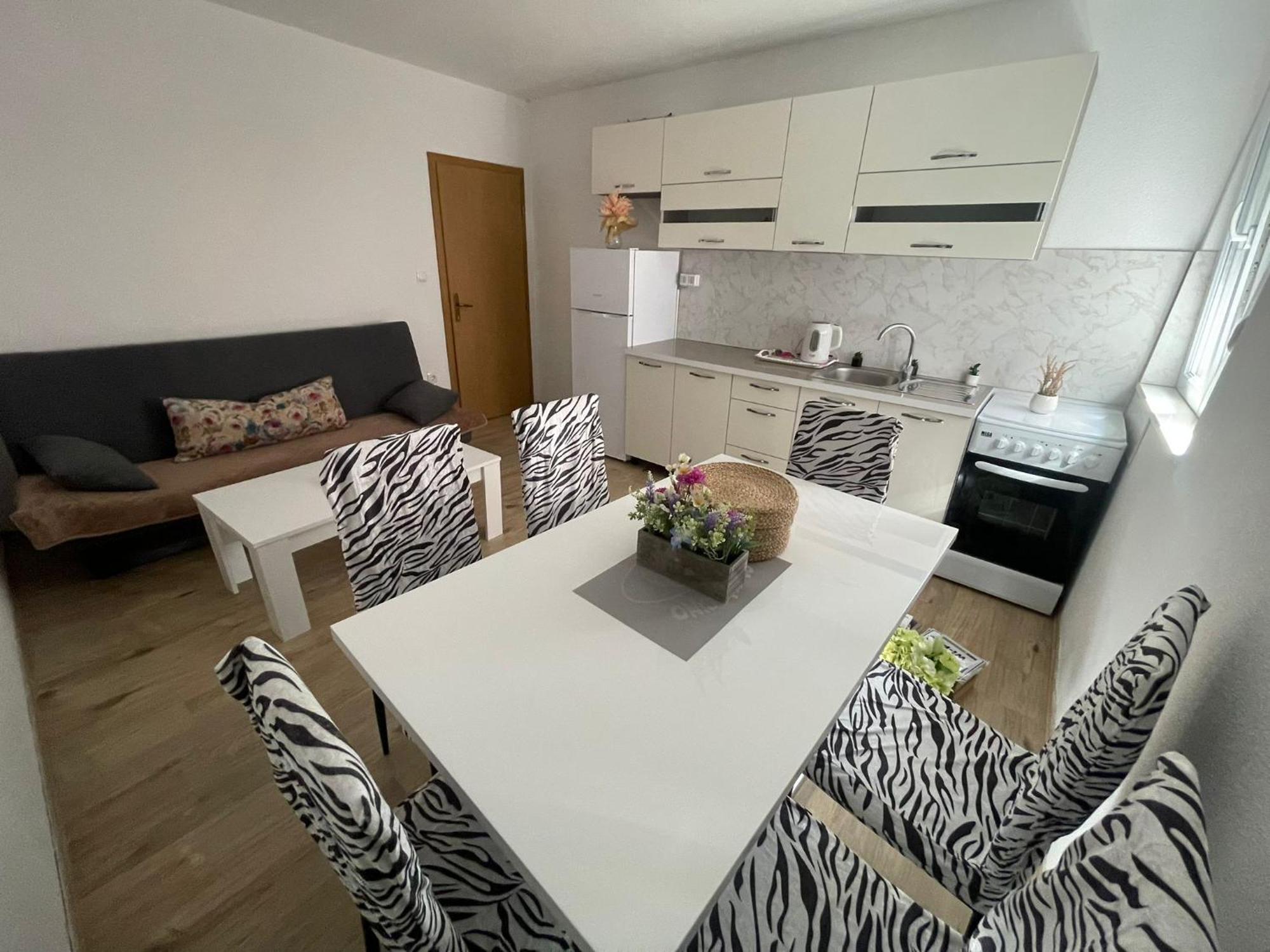 Apartmani Zuti Неум Экстерьер фото