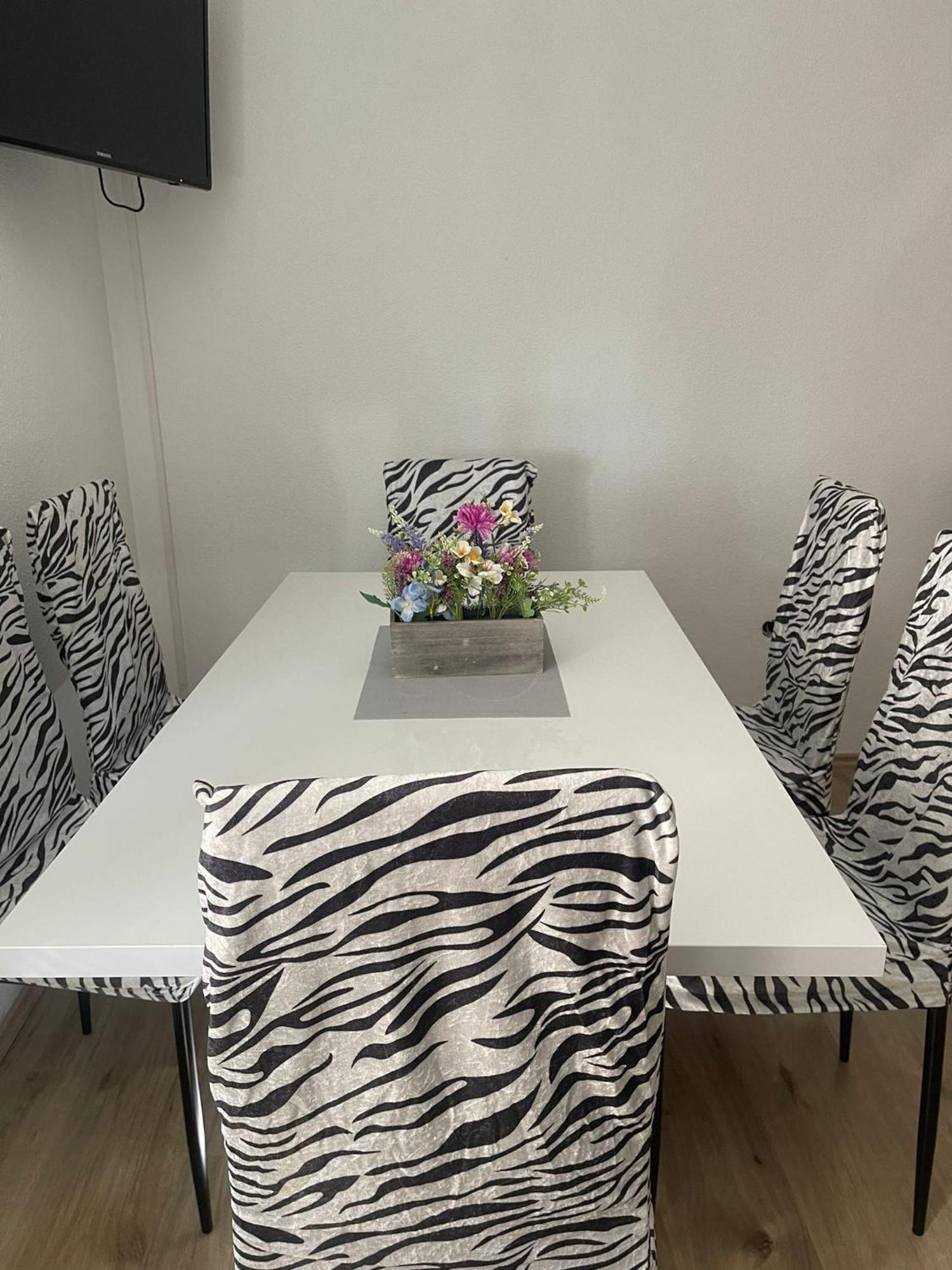 Apartmani Zuti Неум Номер фото